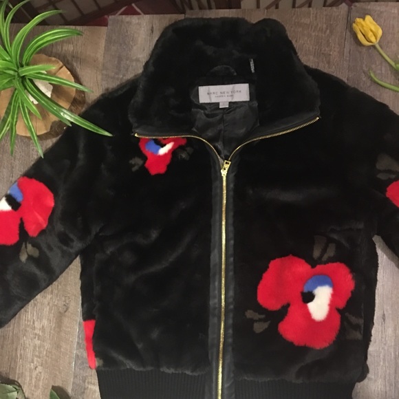 ANDREW MARC FAUX FUR JACKET - Picture 2 of 8